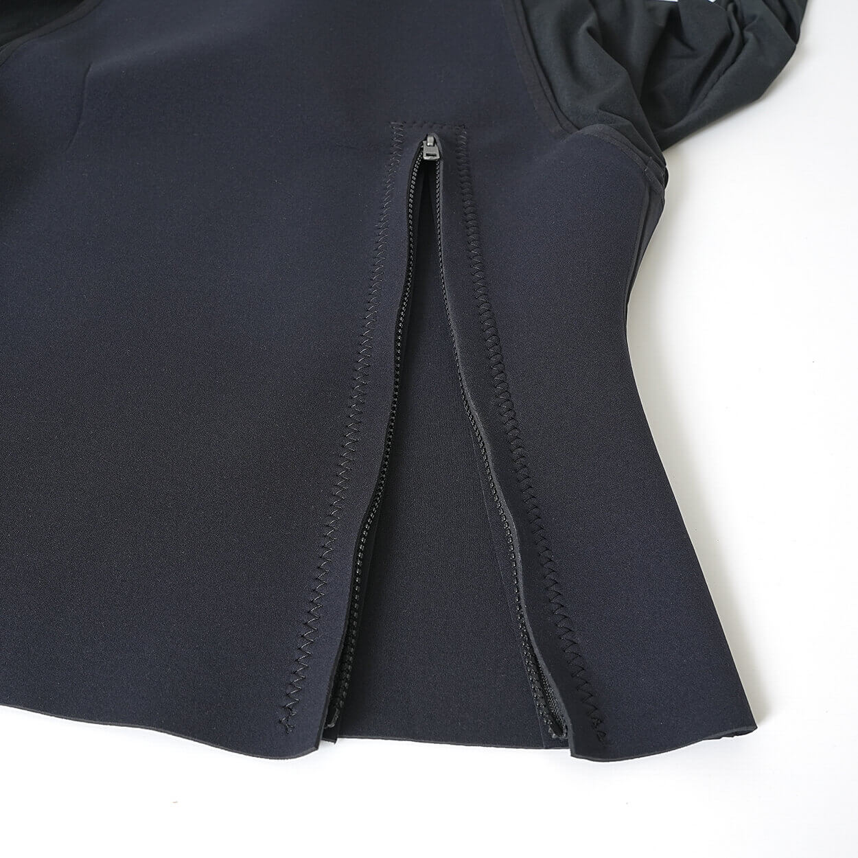 LYCRA HOODED RASH JACKET（ライクラ フード付きラッシュジャケット）